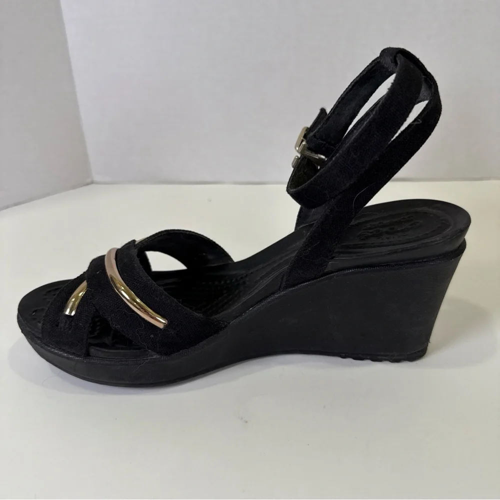 Crocs Women Size 6 Leigh II Metalblock Cross-Strap Ankle Wedge Sandals Black - Picture 3 of 11
